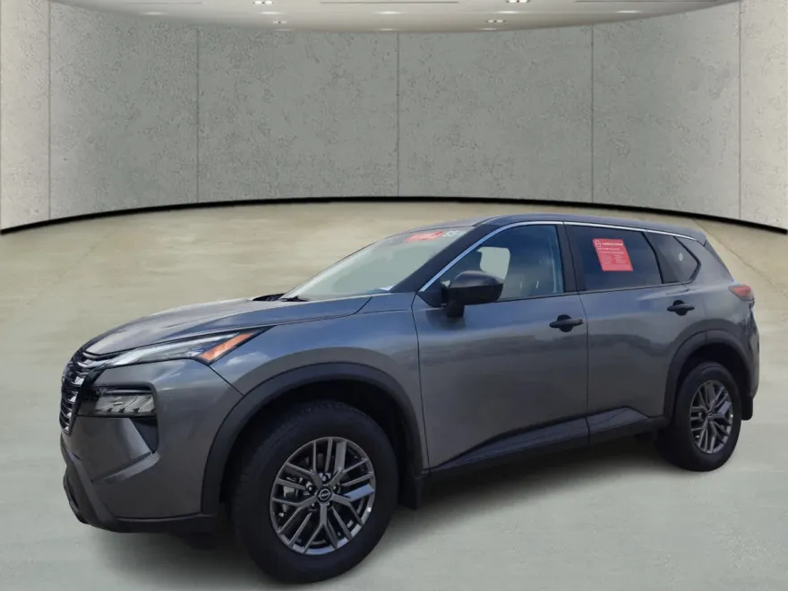 2026 Nissan Rogue S photo 1