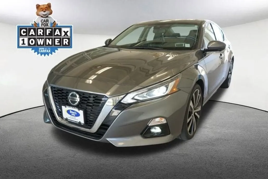 2022 Nissan Altima 2.5 Platinum photo 1
