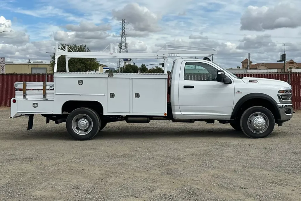 2025 Ram 5500 Tradesman photo 1