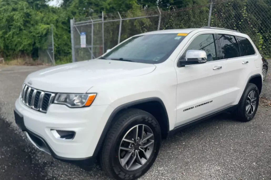 2022 Jeep Cherokee Limited photo 1