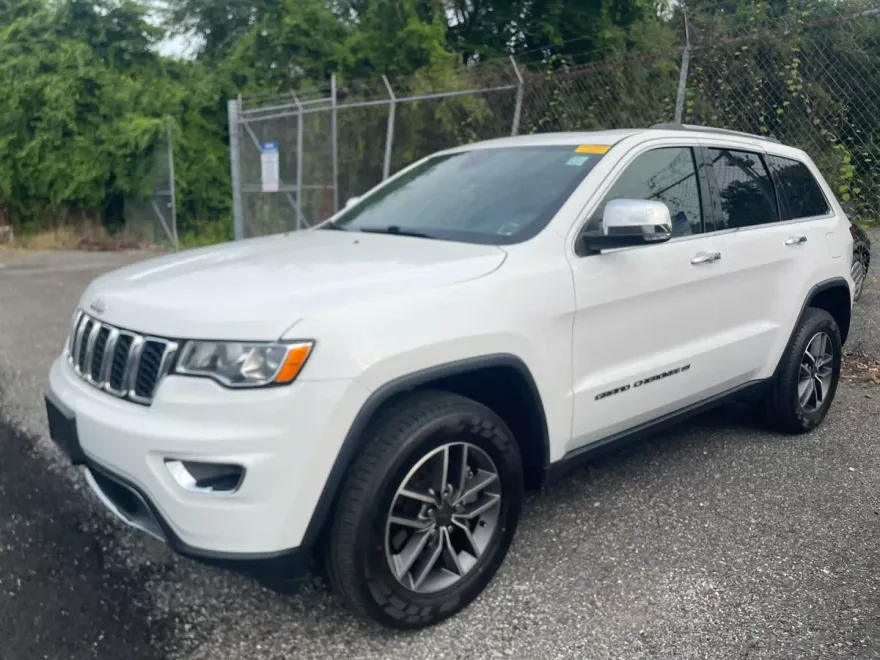 2022 Jeep Cherokee Limited photo 1