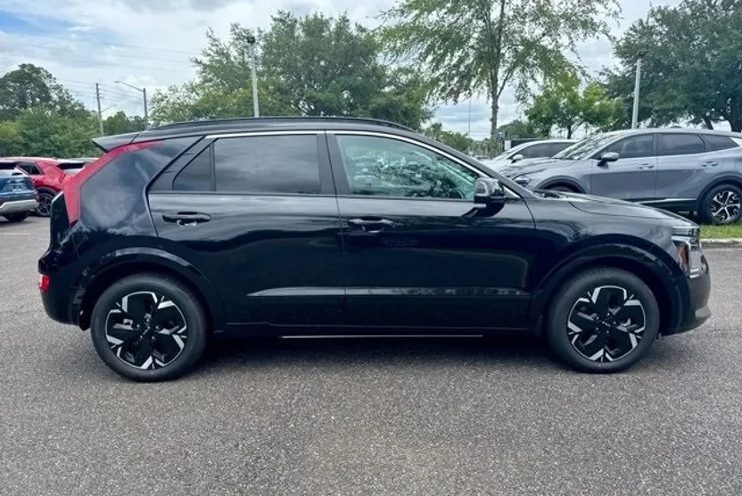 2025 Kia Niro EV Wind photo 1
