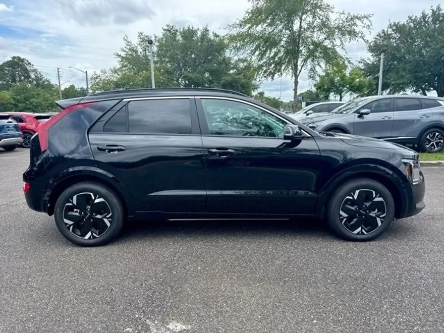 2025 Kia Niro EV Wind photo 1
