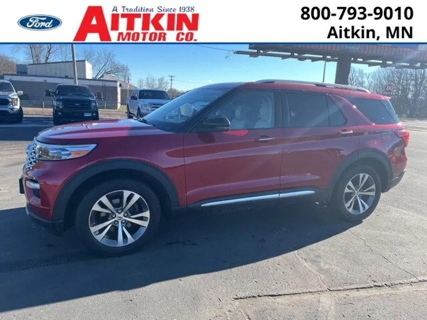 2020 Ford Explorer Platinum photo 1