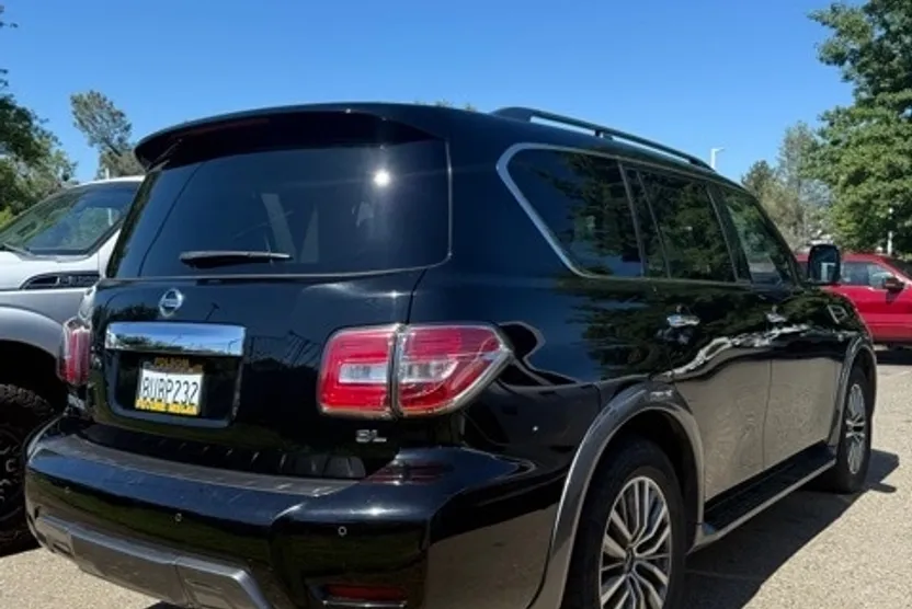 2019 Nissan Armada SL photo 1