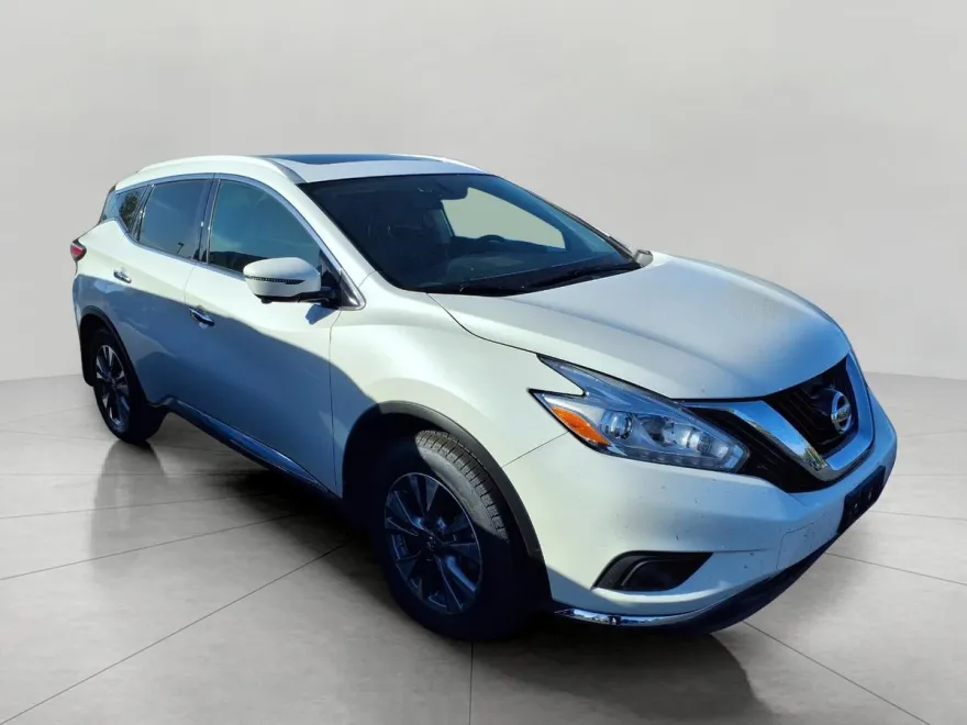 2017 Nissan Murano photo 1