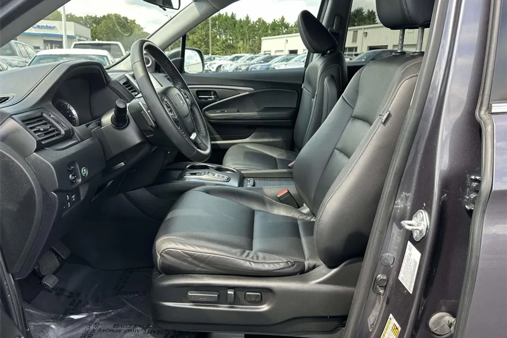 2020 Honda Ridgeline RTL photo 1