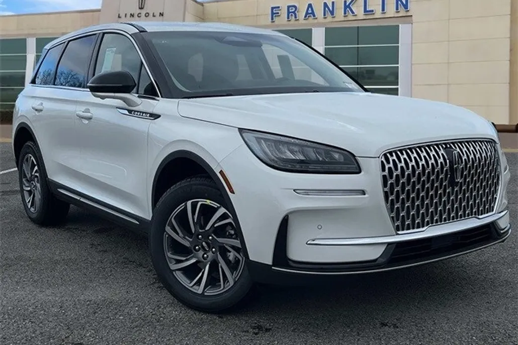 2025 Lincoln Corsair Premiere photo 1