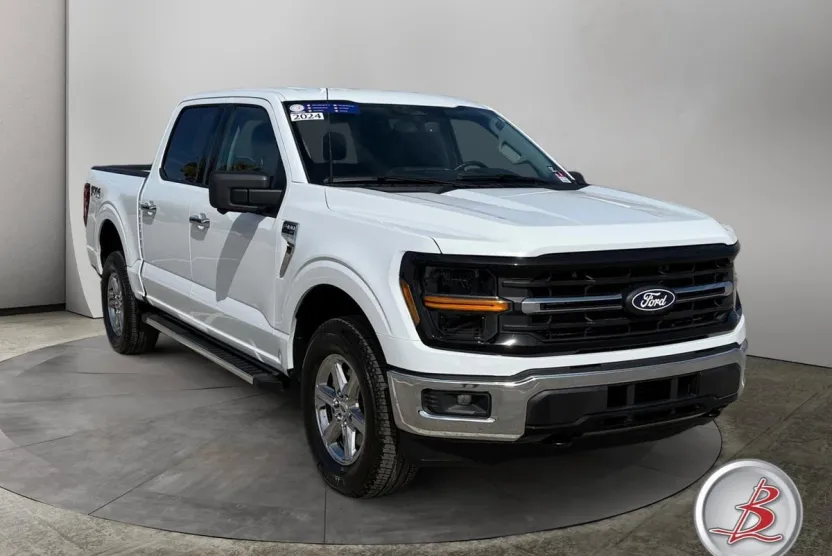 2022 Chevrolet Silverado Trail Boss LT photo 1