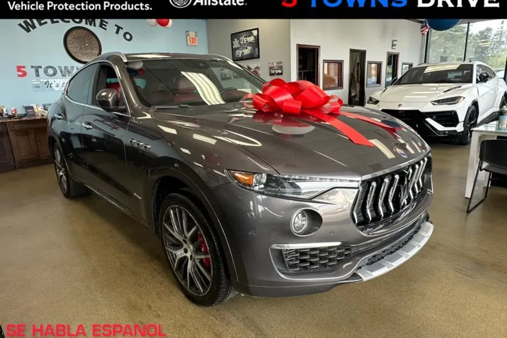 2021 Maserati Levante GranLusso photo 1