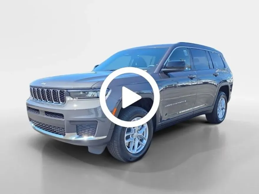 2025 Jeep Grand Cherokee Laredo X photo 1