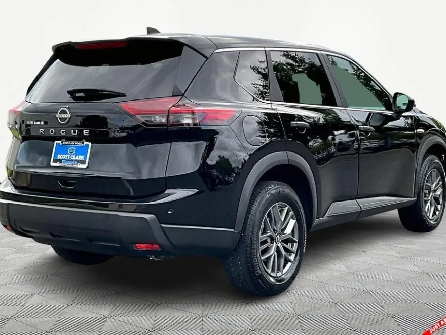 2024 Nissan Rogue S photo 1