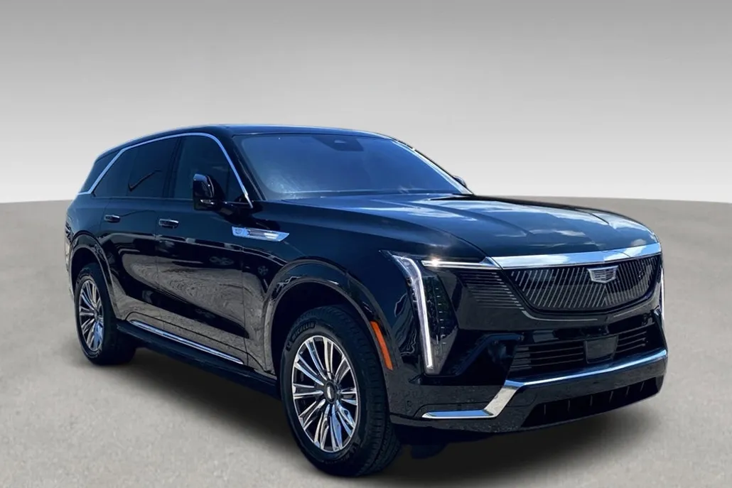 2026 Cadillac Escalade IQ Luxury photo 1