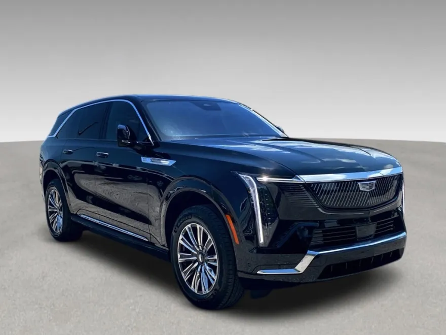 2026 Cadillac Escalade IQ Luxury photo 1
