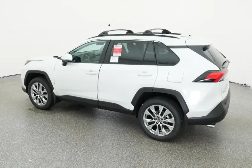 2025 Toyota RAV4 XLE Premium photo 1