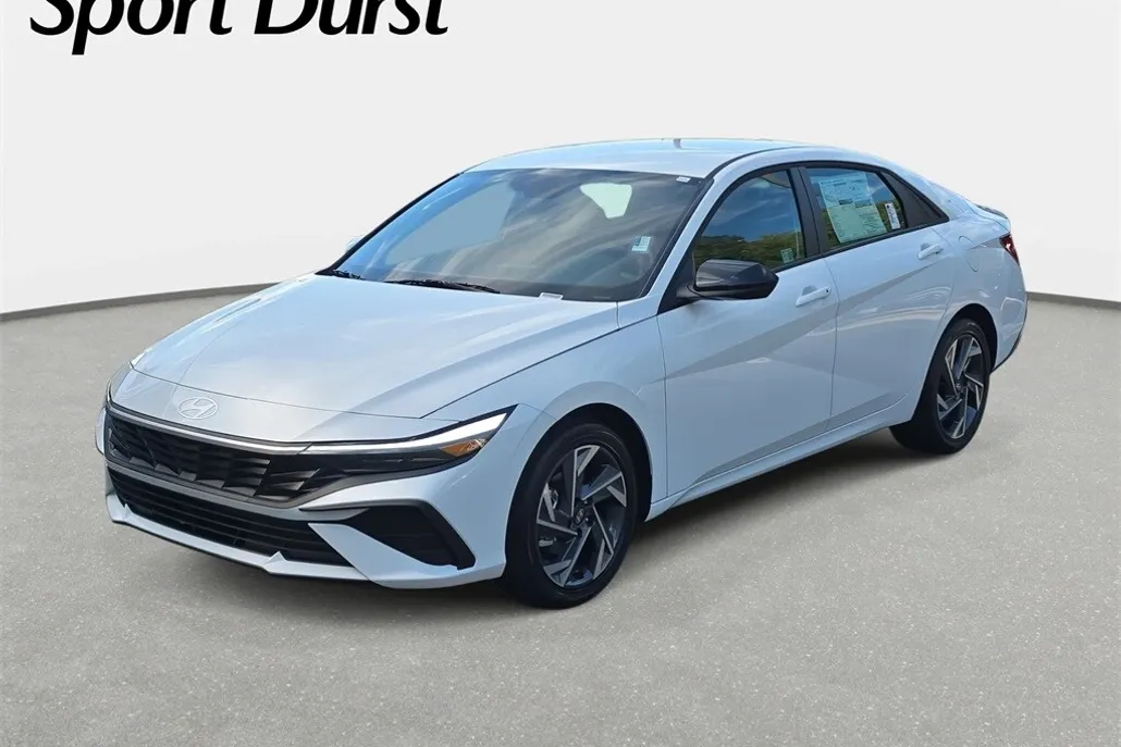 2025 Hyundai Elantra SEL Sport photo 1