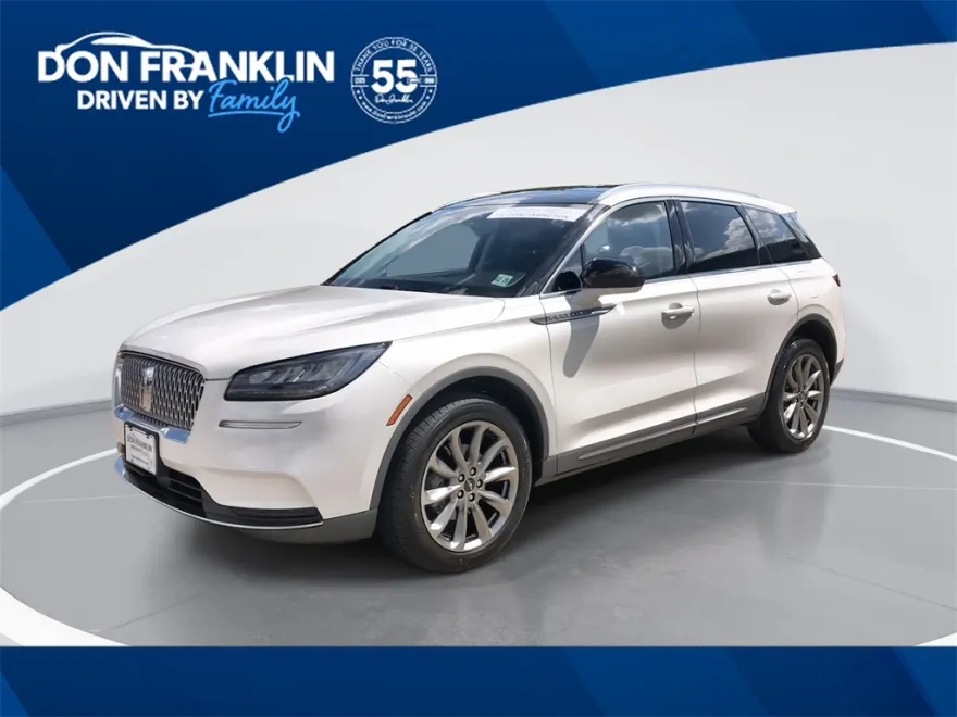 2021 Lincoln Corsair Standard photo 1