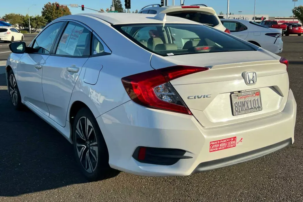 2016 Honda Civic EX-L photo 1