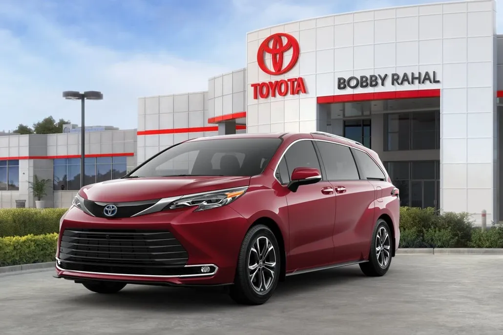 2025 Toyota Sienna Platinum photo 1