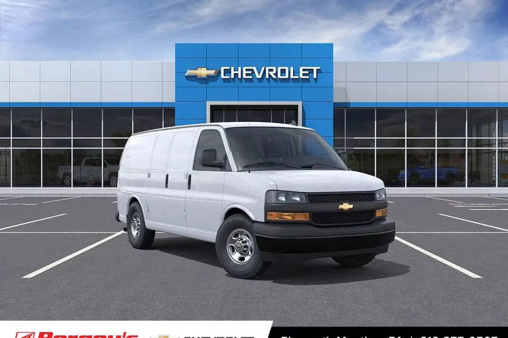 2025 Chevrolet Express Cargo 2500 Base photo 1