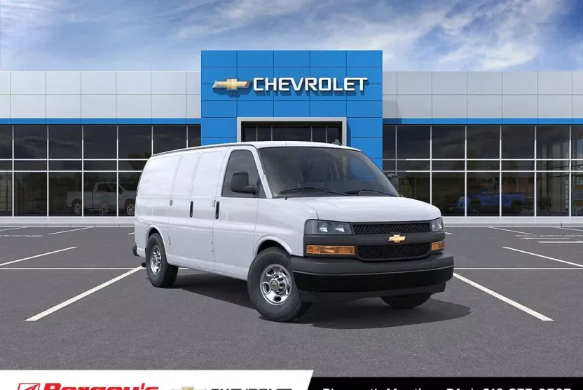 2025 Chevrolet Express Cargo 2500 Base photo 1