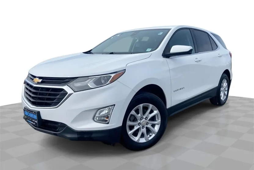2020 Chevrolet Equinox LT photo 1