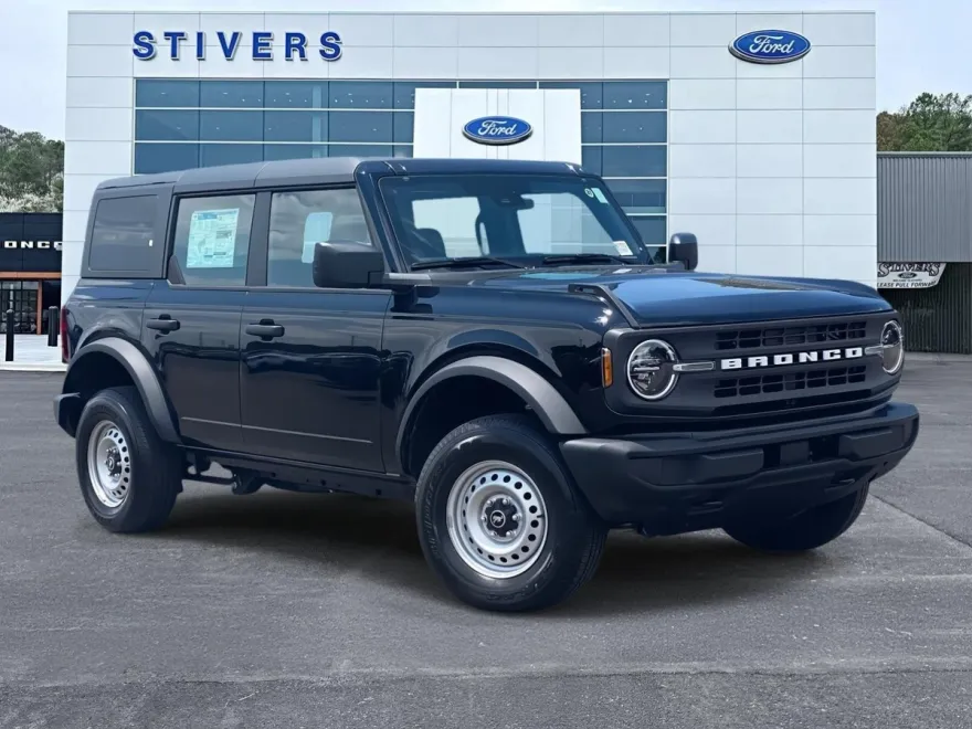 2025 Ford Bronco Base photo 1