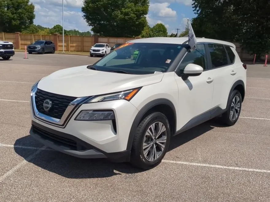 2023 Nissan Rogue SV photo 1