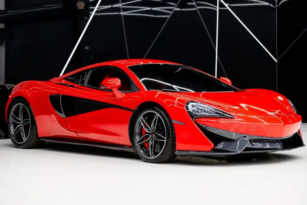 2017 Mclaren 570S photo 1