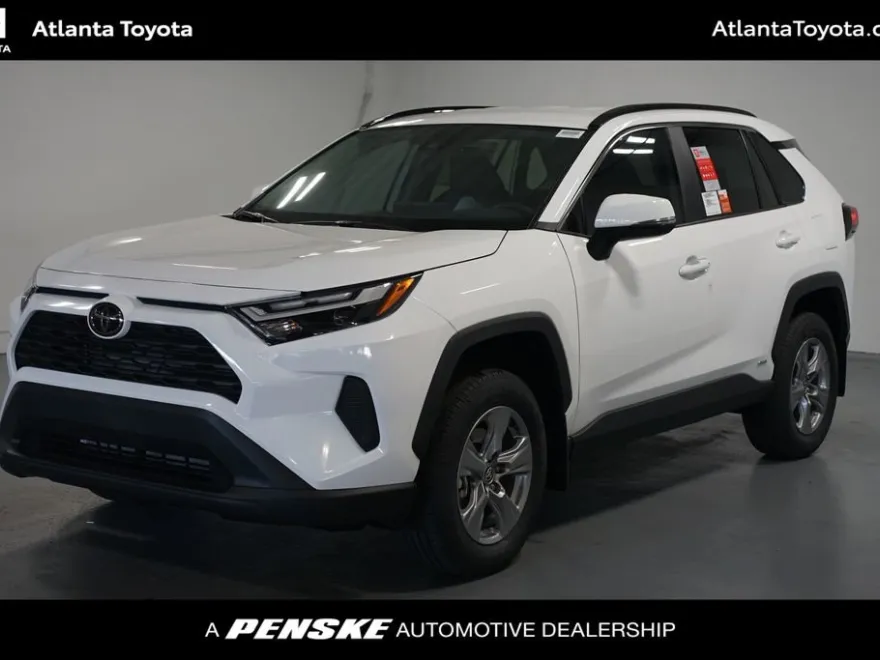 2025 Toyota RAV4 Hybrid XLE photo 1