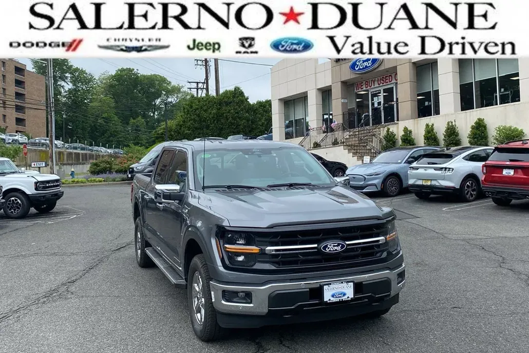 2025 Ford F-150 XLT photo 1