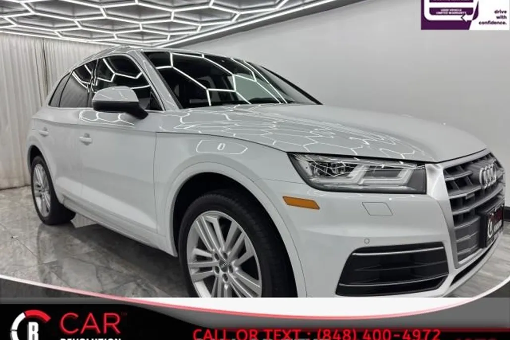 2019 Audi Q5 Premium Plus photo 1
