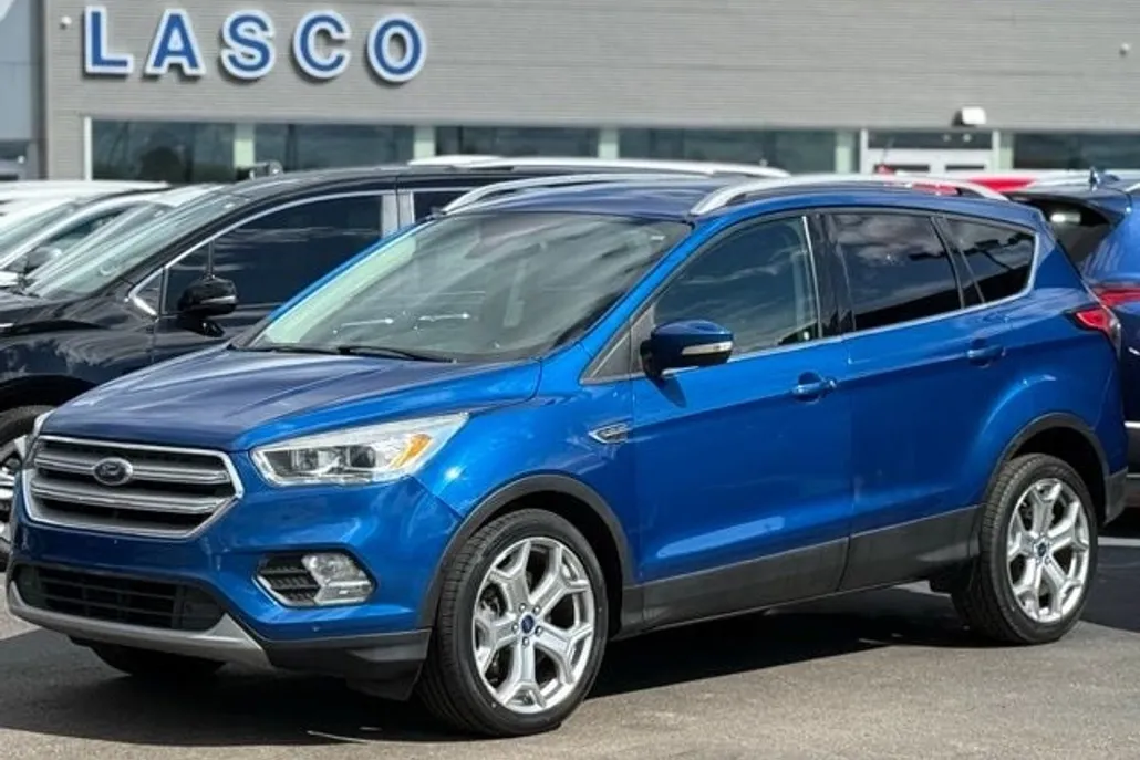 2018 Ford Escape Titanium photo 1