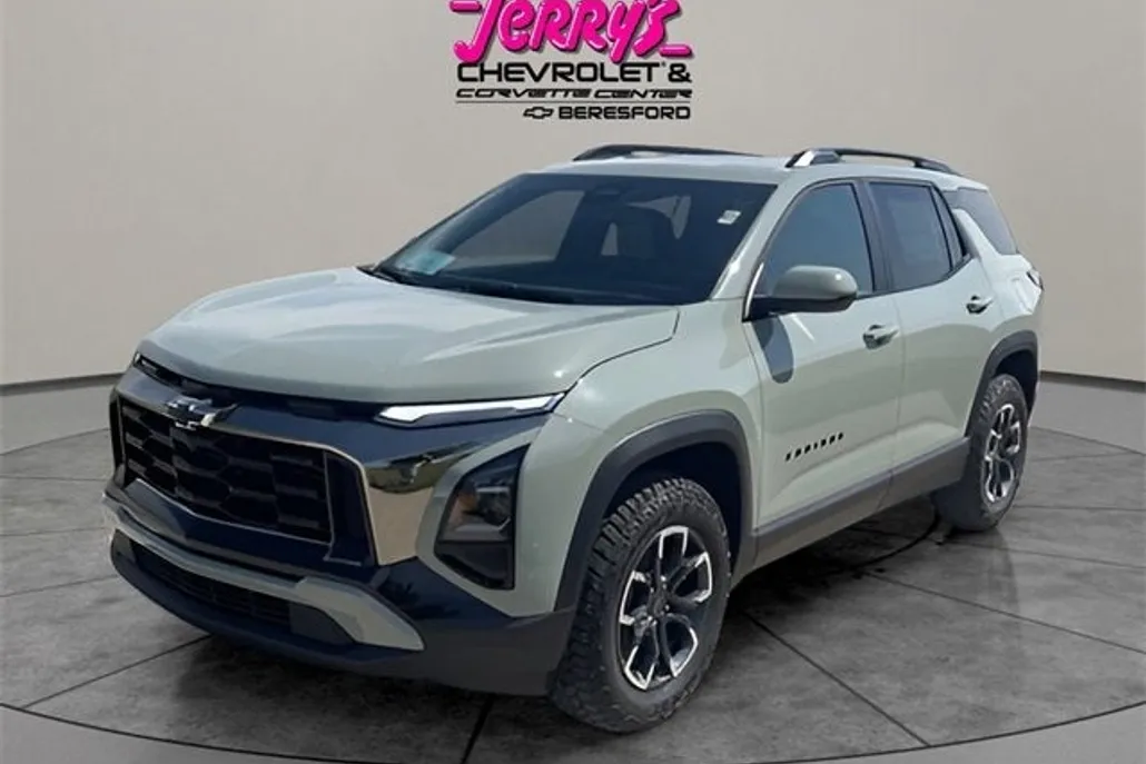 2026 Chevrolet Equinox ACTIV photo 1
