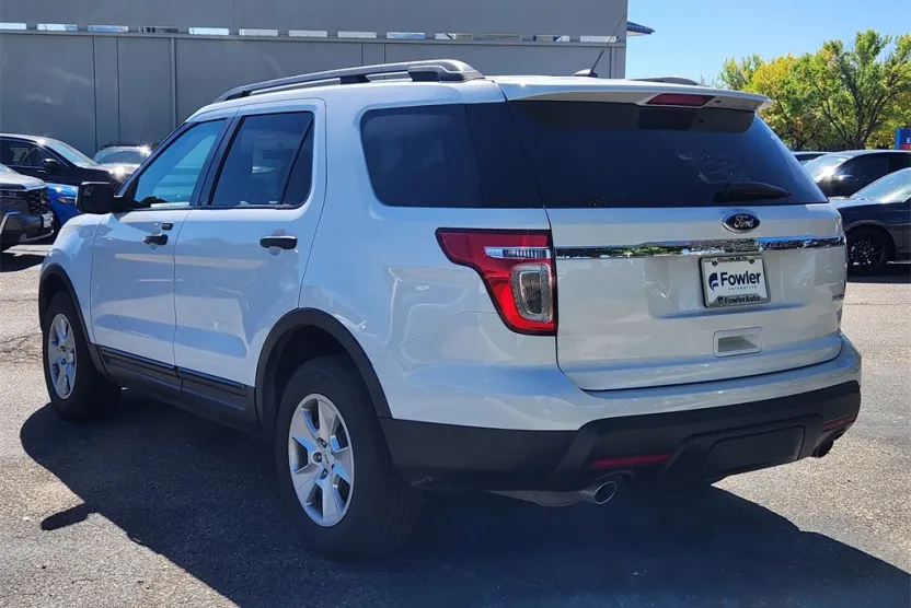 2014 Ford Explorer Base photo 1