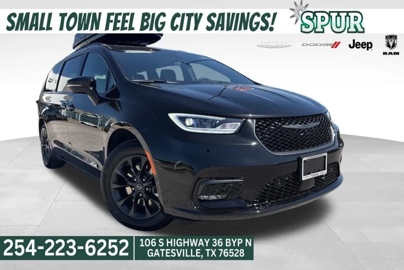2025 Chrysler Pacifica photo 1