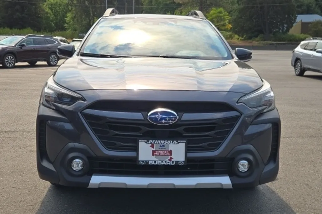 2023 Subaru Outback Limited photo 1