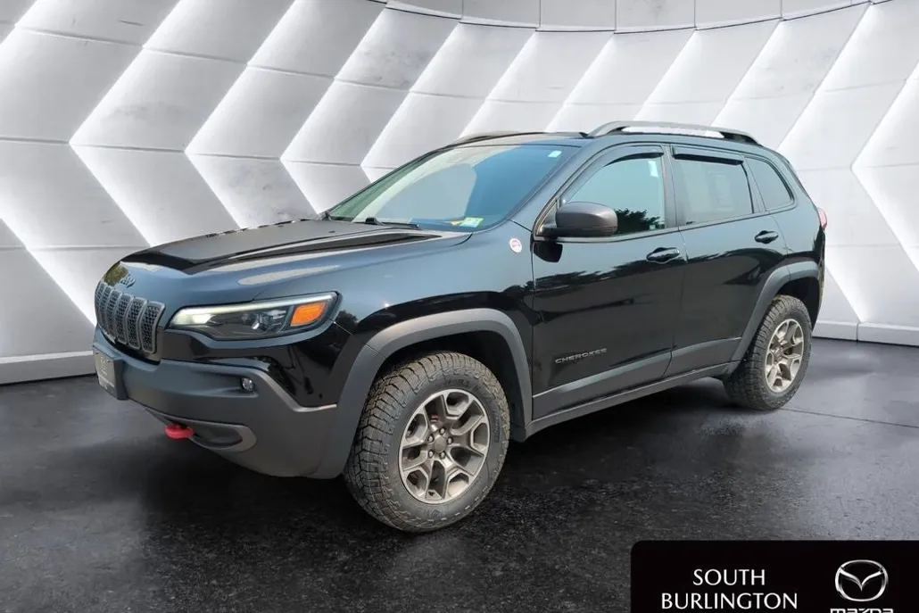 2021 Jeep Cherokee Trailhawk photo 1