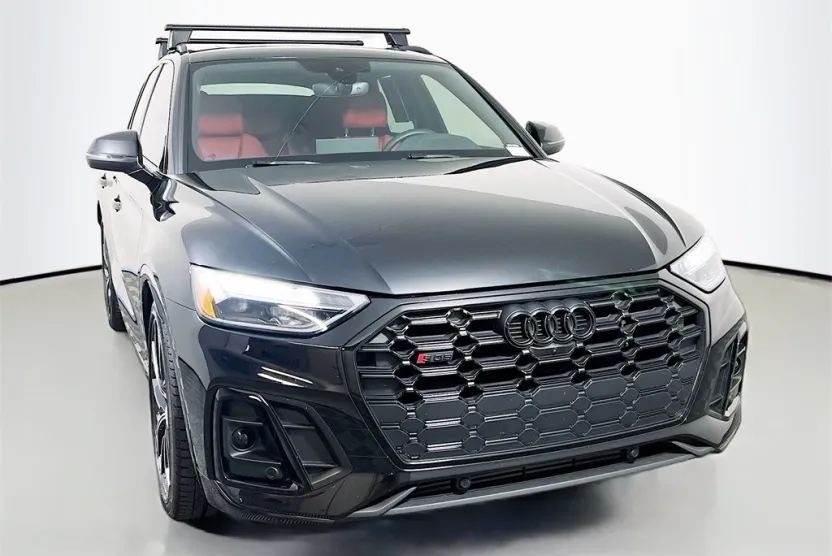 2023 Audi SQ5 Premium Plus photo 1