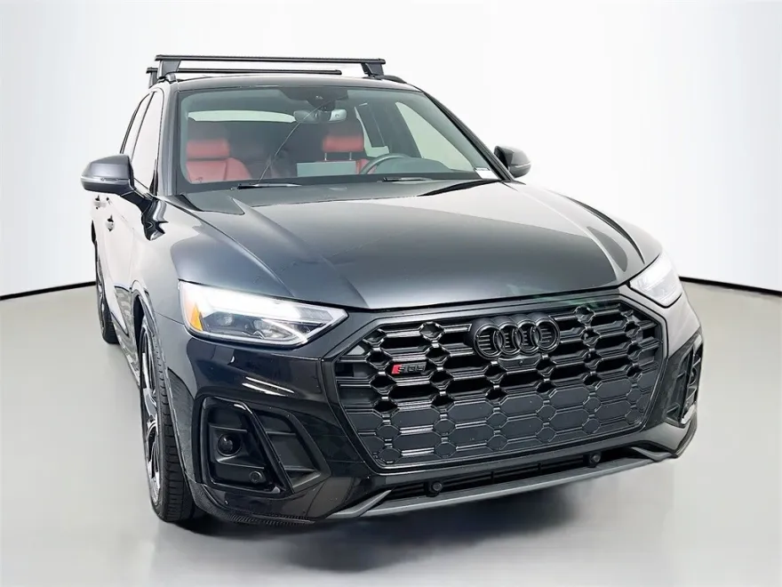 2023 Audi SQ5 Premium Plus photo 1
