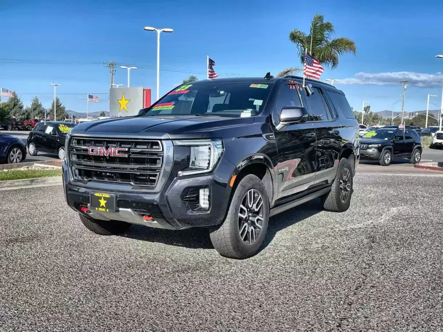 2023 Gmc Yukon AT4 photo 1
