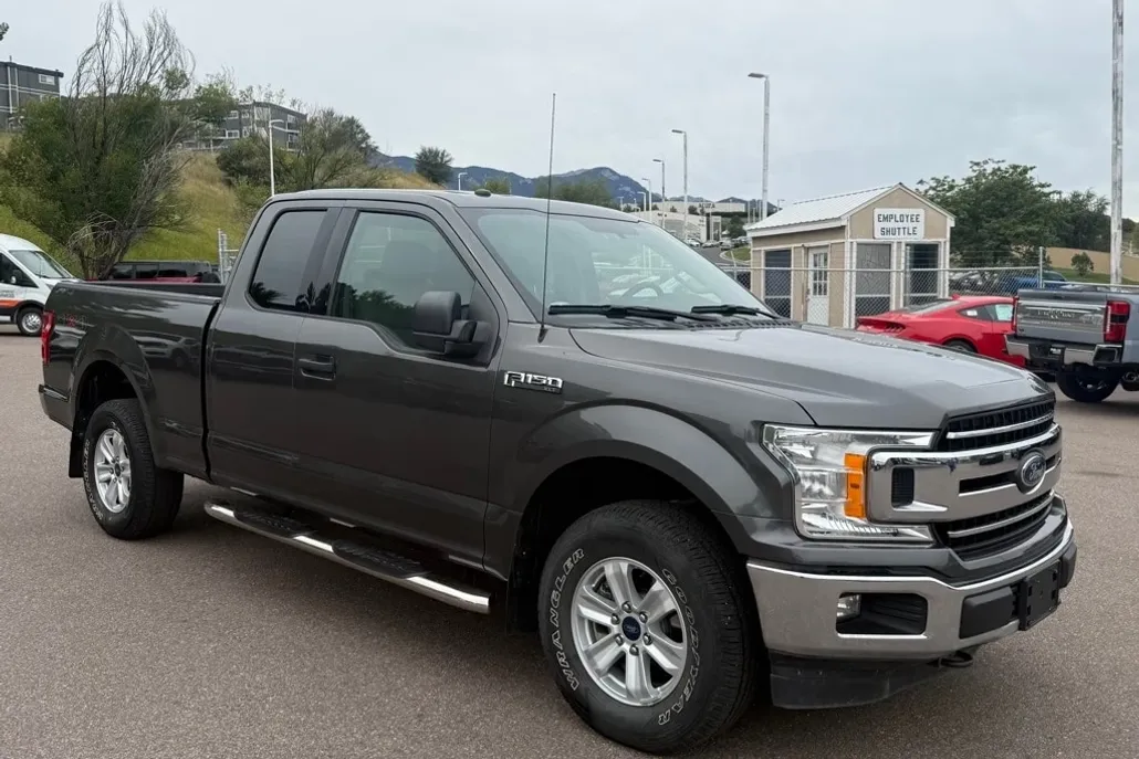 2018 Ford F-150 XLT photo 1