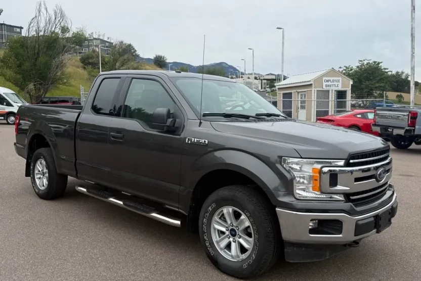 2018 Ford F-150 XLT photo 1