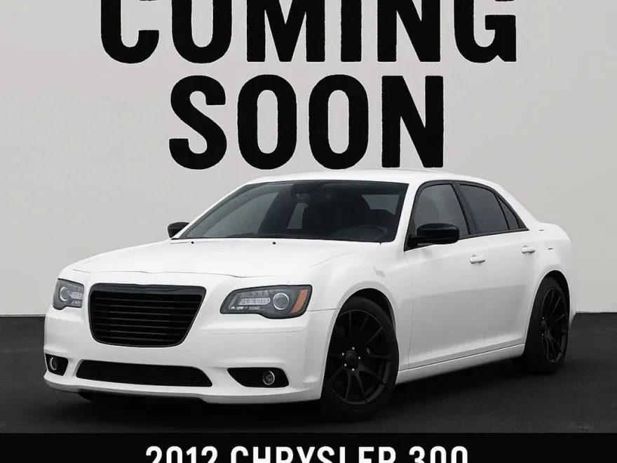 2012 Chrysler 300 Base Limited photo 1