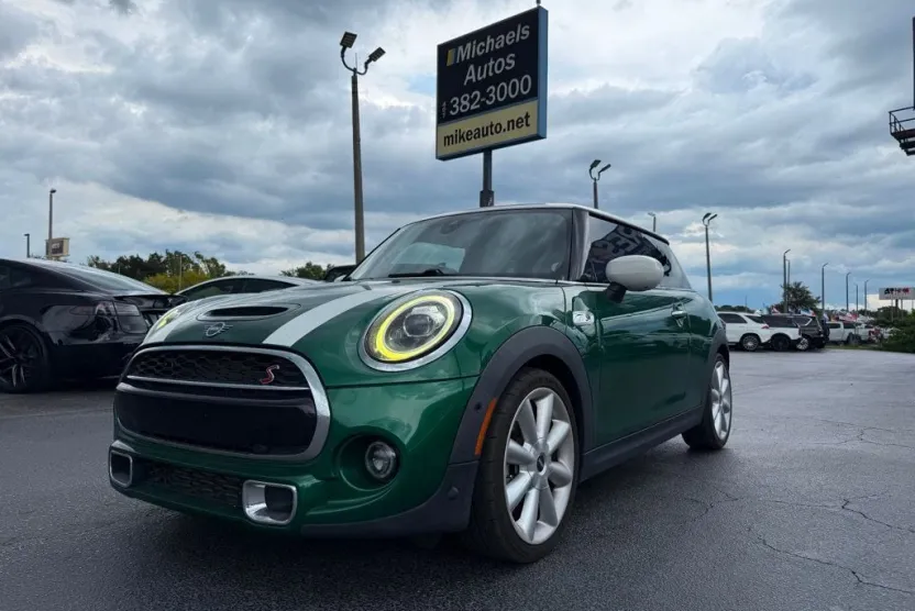 2021 Mini Cooper S Hardtop 2 Door photo 1