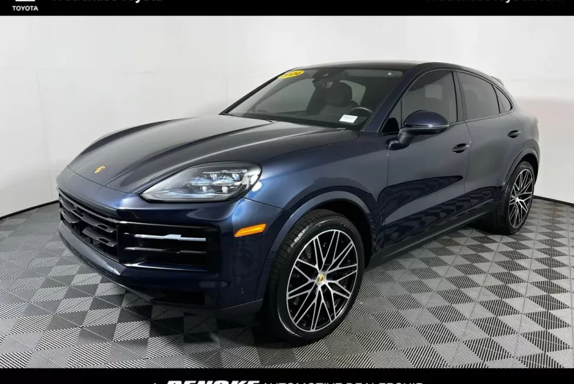 2024 Porsche Cayenne Coupe Base photo 1
