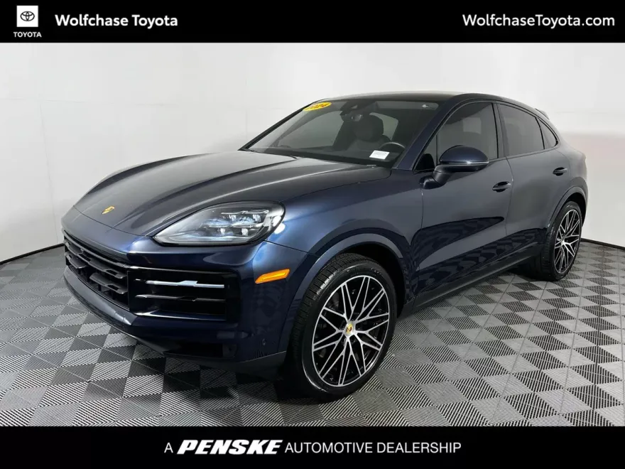 2024 Porsche Cayenne Coupe Base photo 1