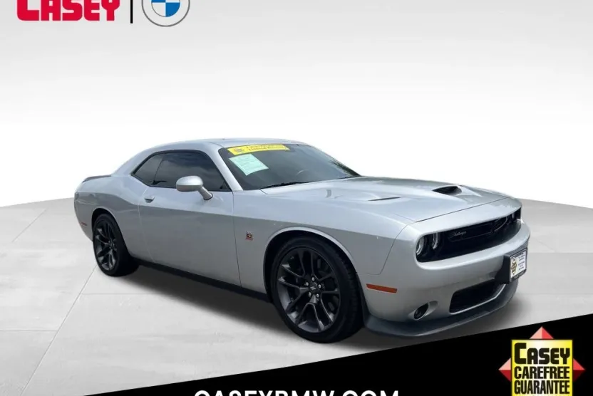 2023 Dodge Challenger R/T Scat Pack photo 1