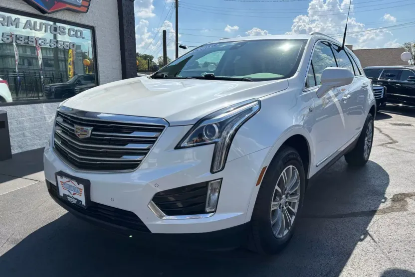 2018 Cadillac XT5 Luxury Sport photo 1
