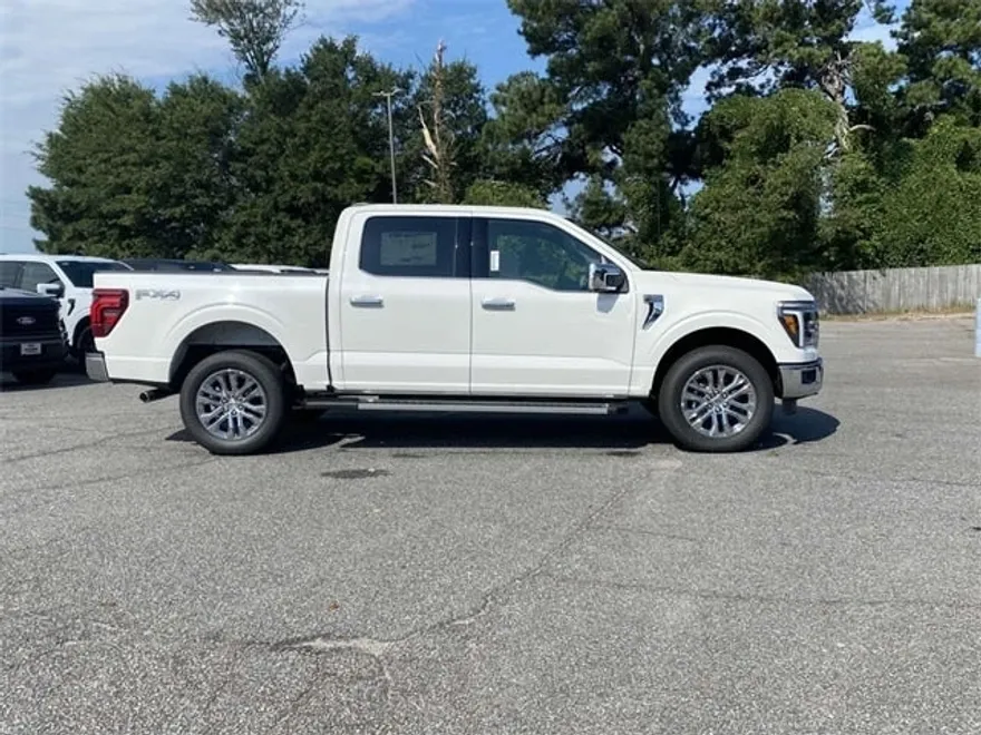 2025 Ford F-150 Lariat photo 1